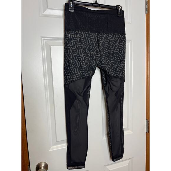 Lululemon‎ Running In The City 7/8 Leggings Size 6 Heathered Net Pop Black - Picture 6 of 11